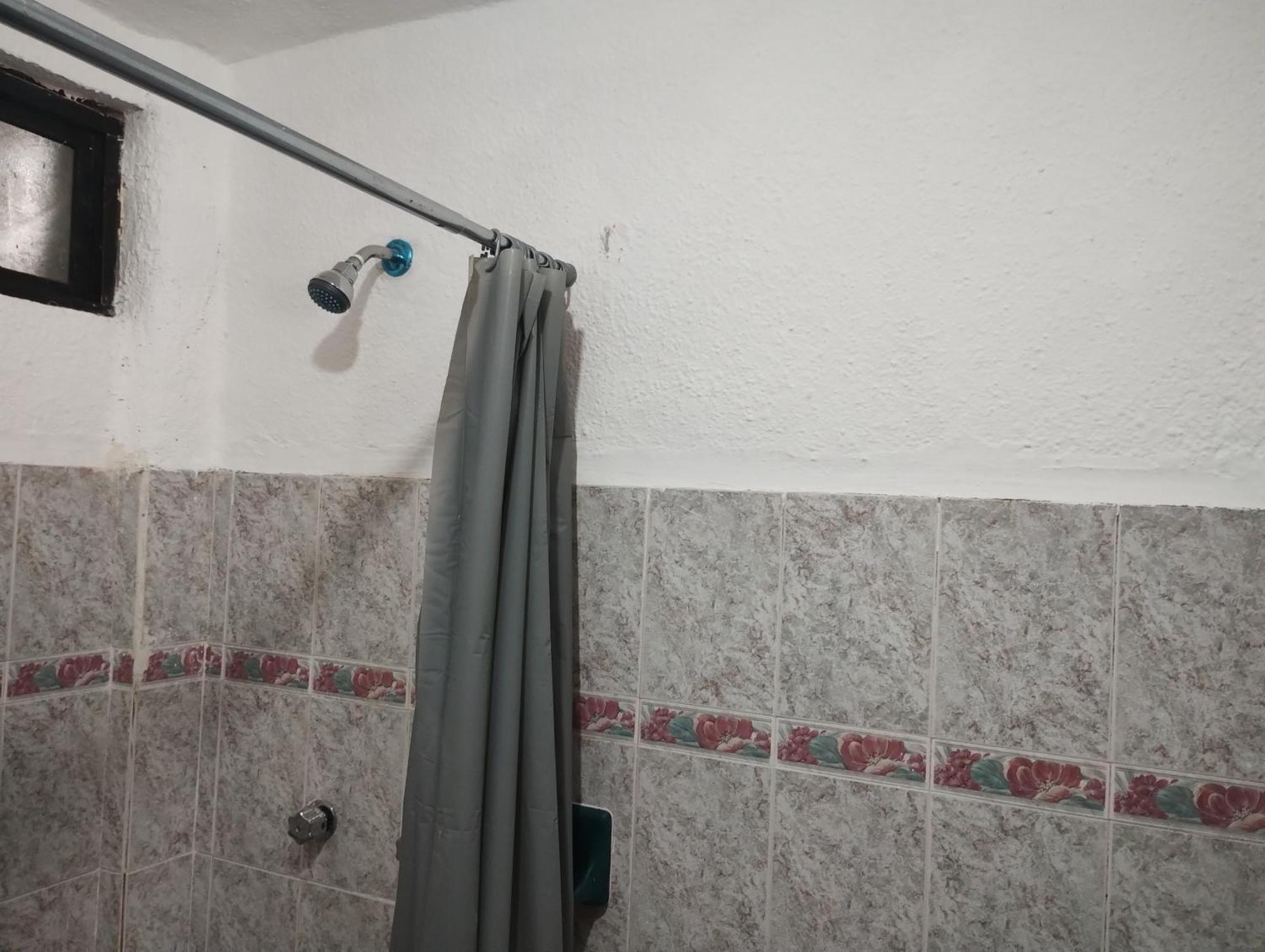 Casa De Huespedes Los Santos Cancún Esterno foto